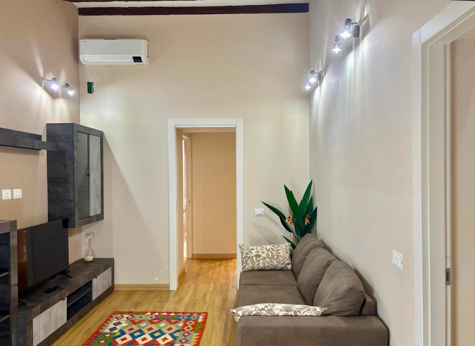 Dalitourism - Nazionale Charme Apartment Rom
